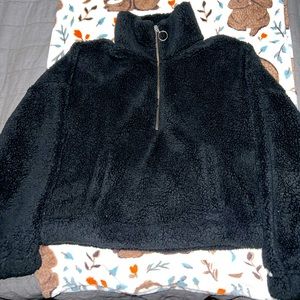 Cropped Sherpa Abercrombie and fitch half zip pullover